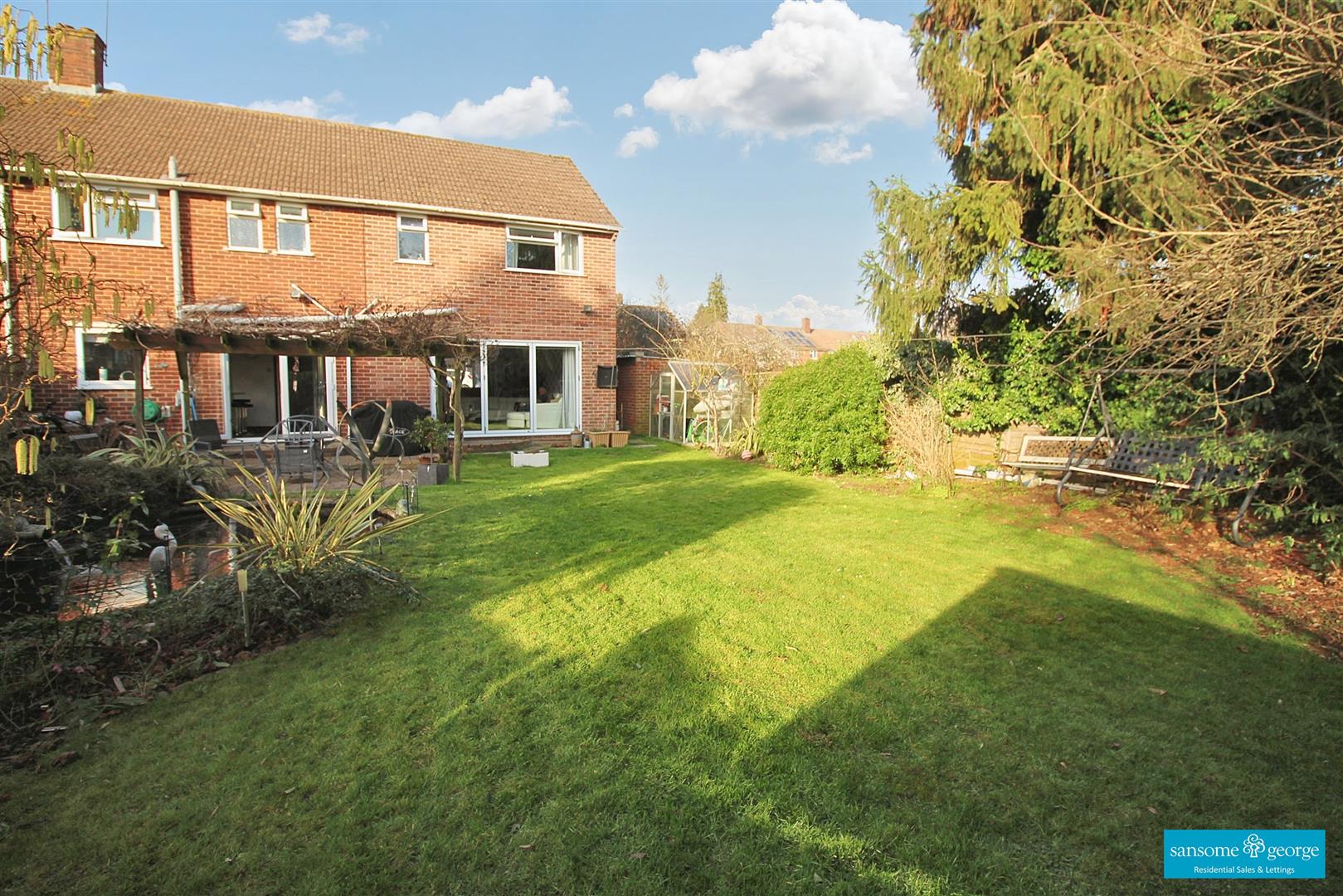 Ashampstead Road, Southcote, Reading